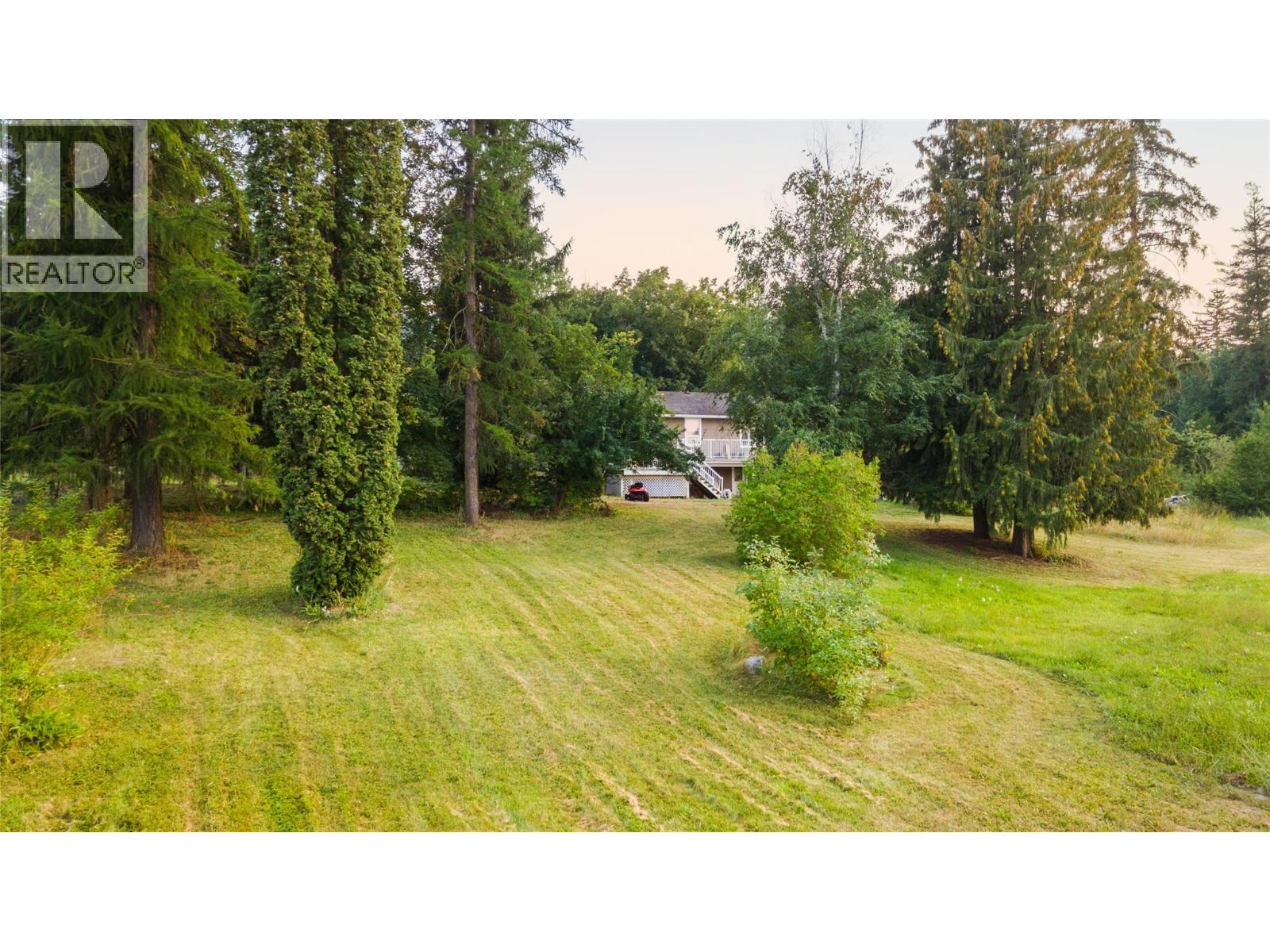 1121 Shuswap Street Sw, Salmon Arm, British Columbia  V1E 1J3 - Photo 29 - 10375574