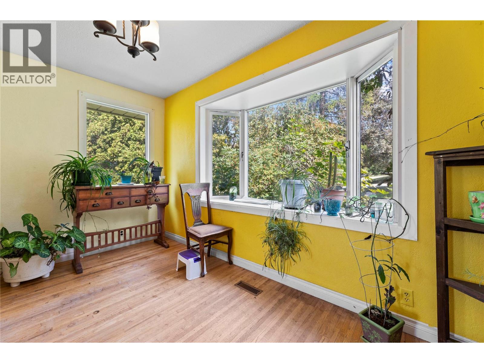 1121 Shuswap Street Sw, Salmon Arm, British Columbia  V1E 1J3 - Photo 35 - 10375574