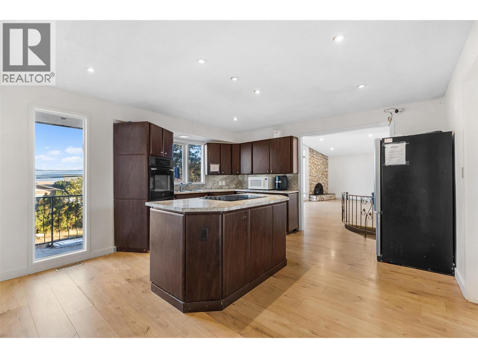 2650 Thacker Drive, West Kelowna, British Columbia  V1Z 1W3 - Photo 9 - 10375527