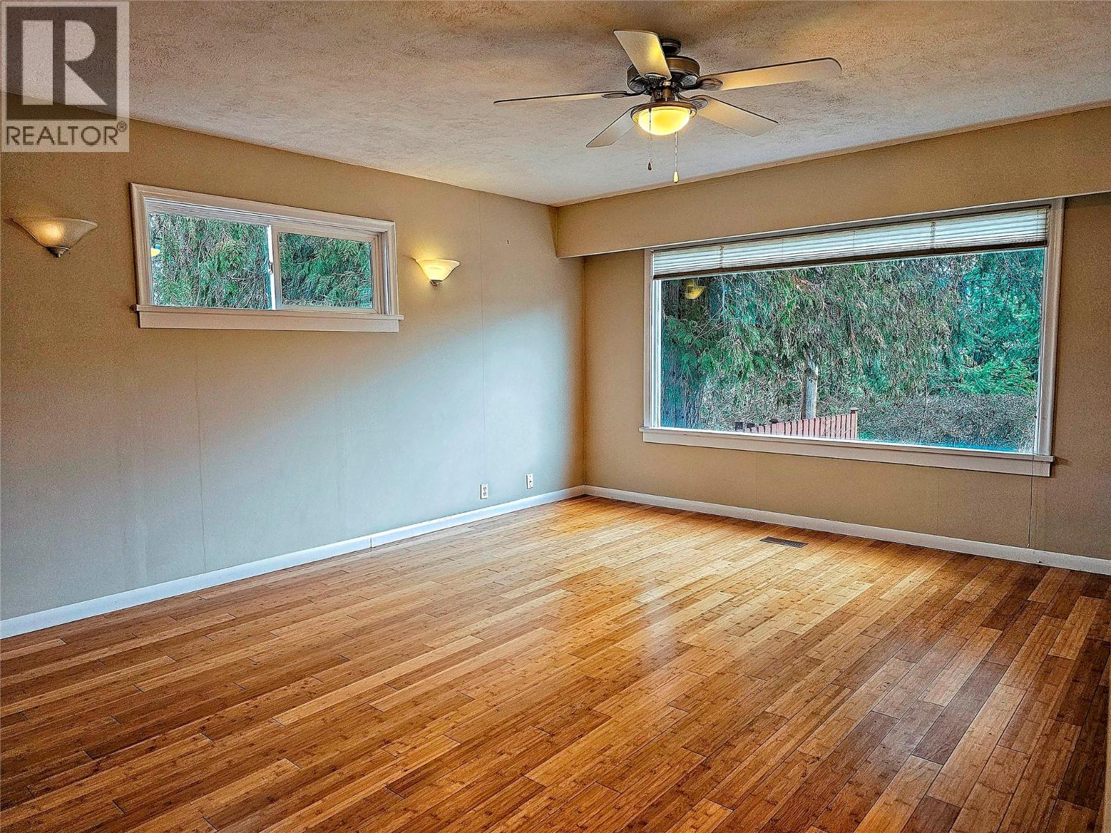 614 10th Avenue, Castlegar, British Columbia  V1N 1K9 - Photo 20 - 10375401