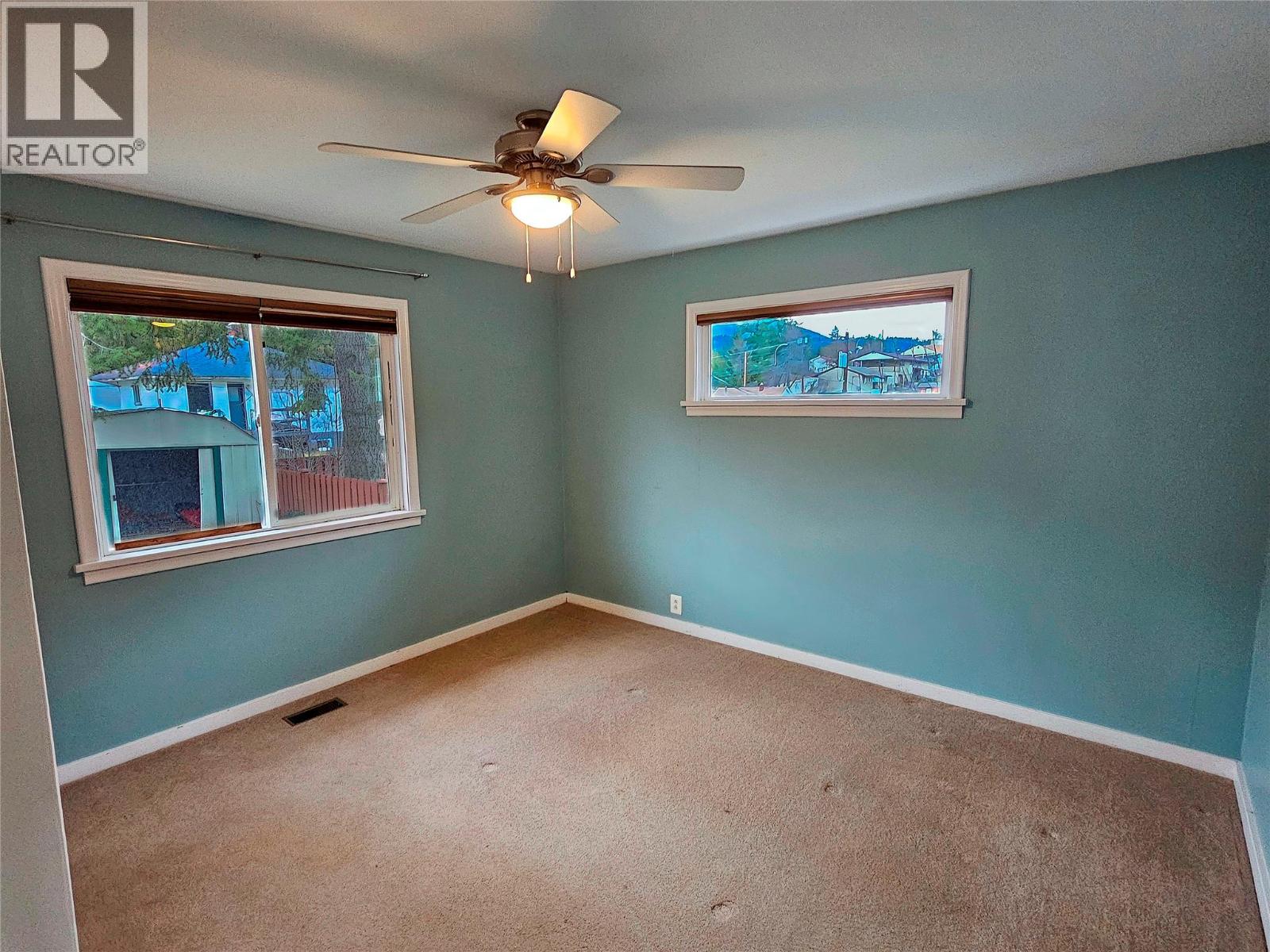 614 10th Avenue, Castlegar, British Columbia  V1N 1K9 - Photo 29 - 10375401