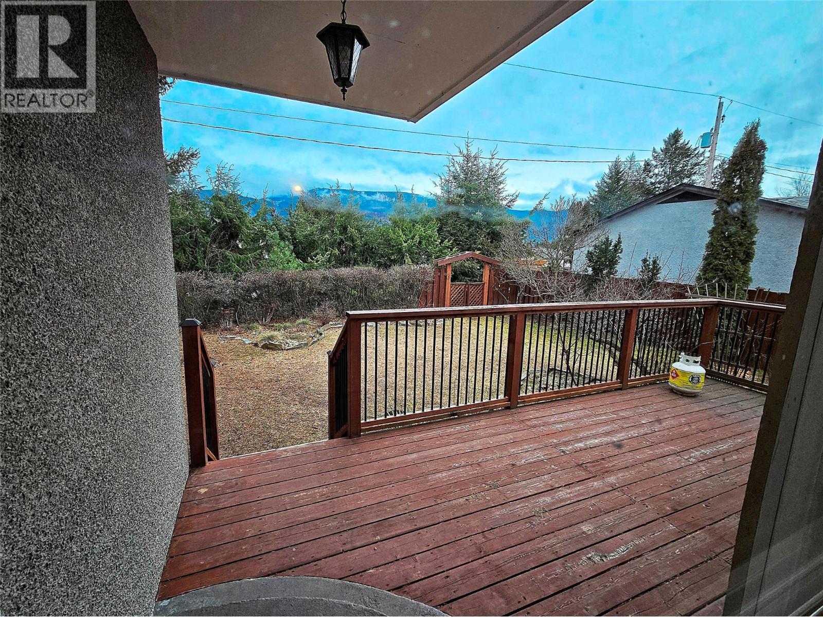 614 10th Avenue, Castlegar, British Columbia  V1N 1K9 - Photo 40 - 10375401