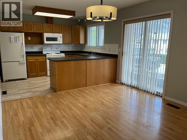 4008 Lobelia Drive, Osoyoos, British Columbia  V0H 1V1 - Photo 6 - 10375336