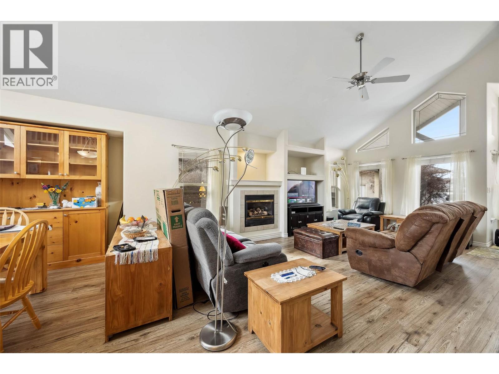 1925 Englemann Court, Kamloops, British Columbia  V1S 1X9 - Photo 10 - 10375634