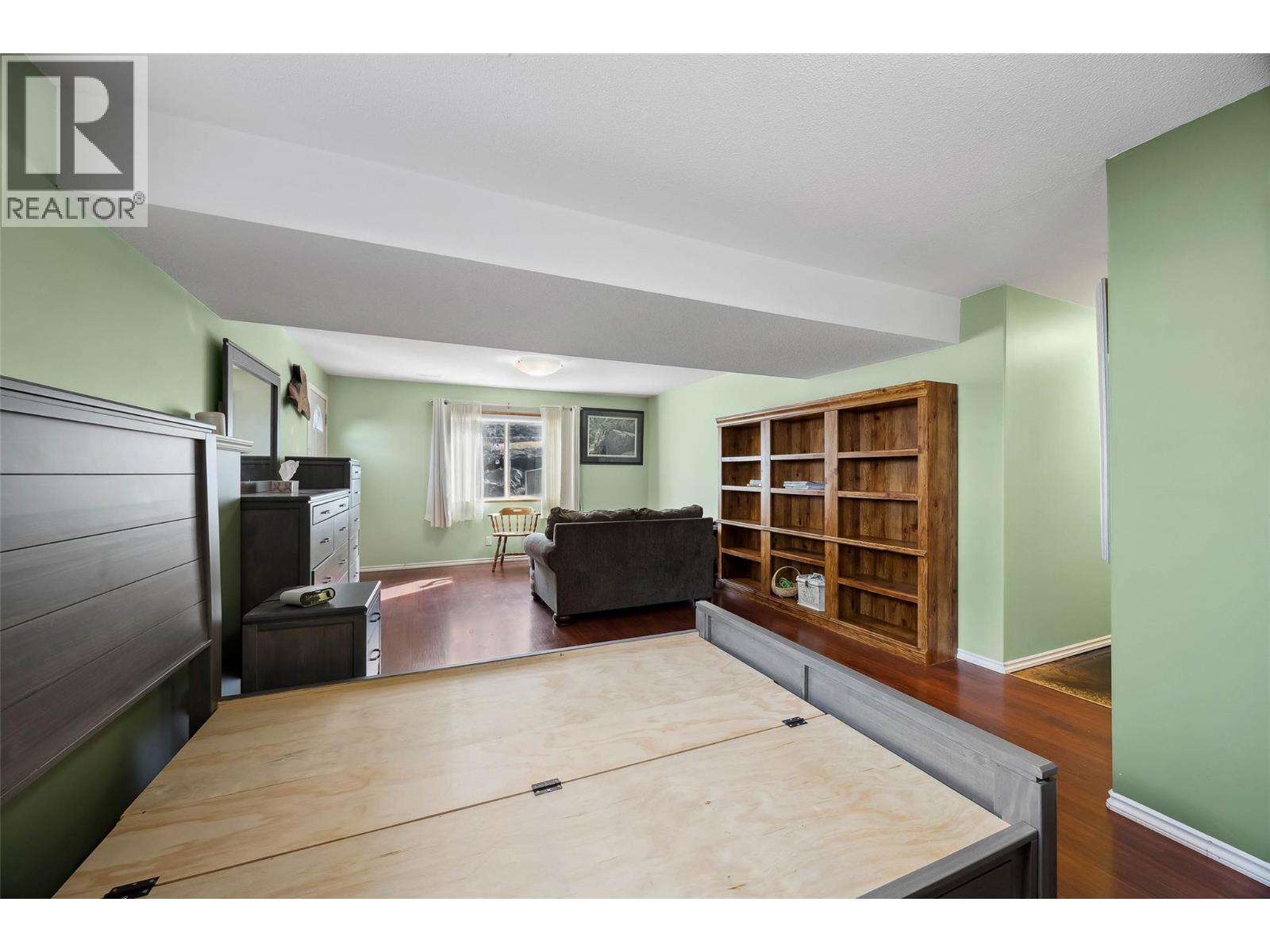 1925 Englemann Court, Kamloops, British Columbia  V1S 1X9 - Photo 24 - 10375634