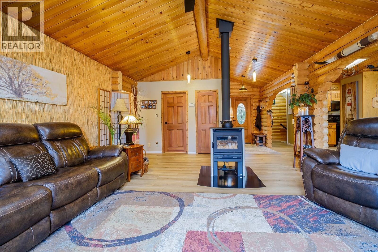 1851 Green Road, Fruitvale, British Columbia  V0G 1Y0 - Photo 13 - 10374914