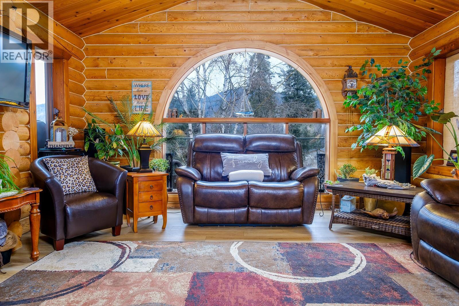 1851 Green Road, Fruitvale, British Columbia  V0G 1Y0 - Photo 16 - 10374914