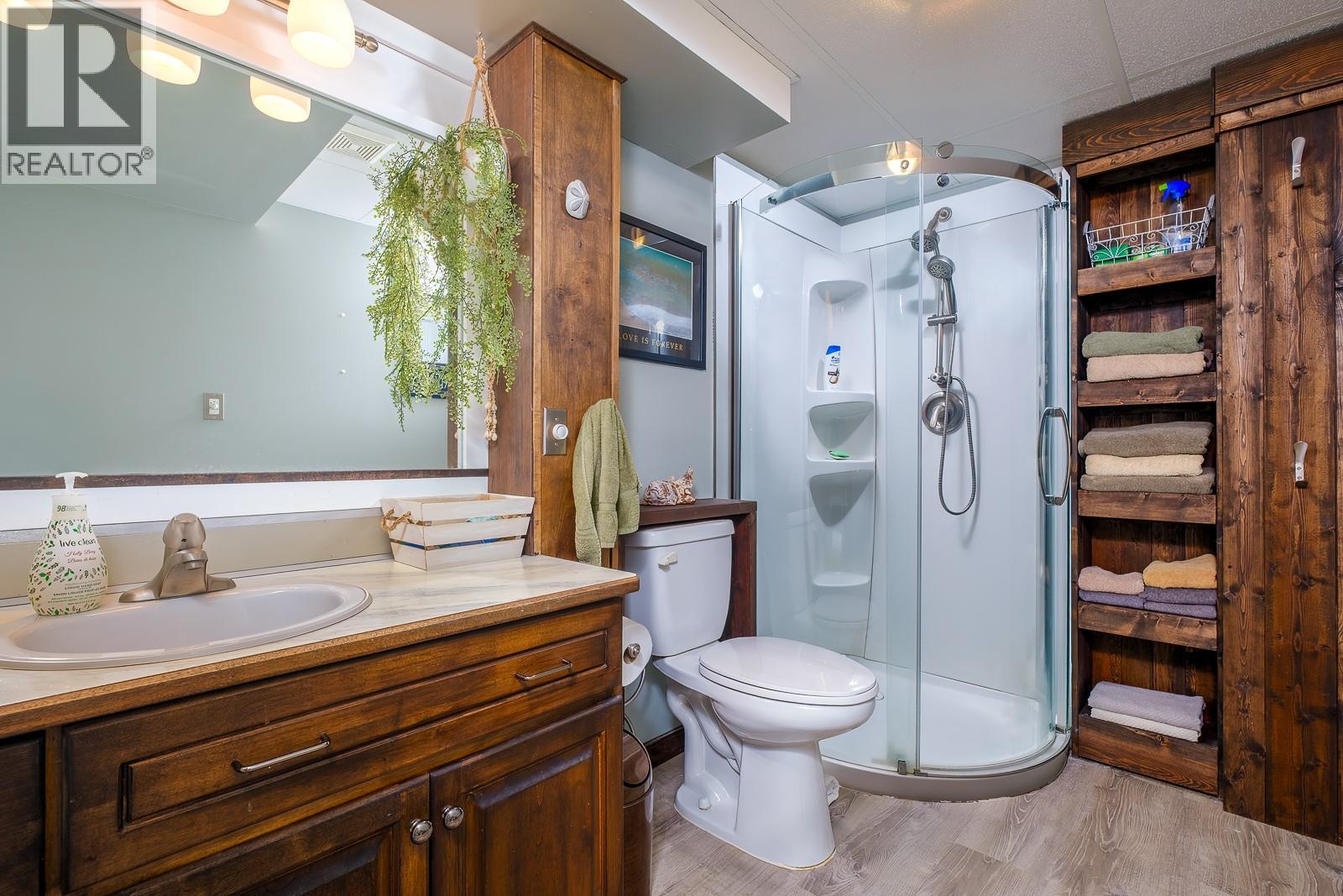 1851 Green Road, Fruitvale, British Columbia  V0G 1Y0 - Photo 36 - 10374914