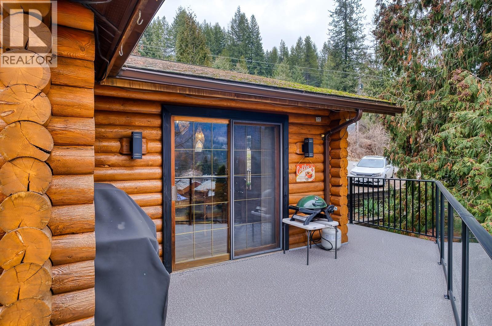 1851 Green Road, Fruitvale, British Columbia  V0G 1Y0 - Photo 45 - 10374914