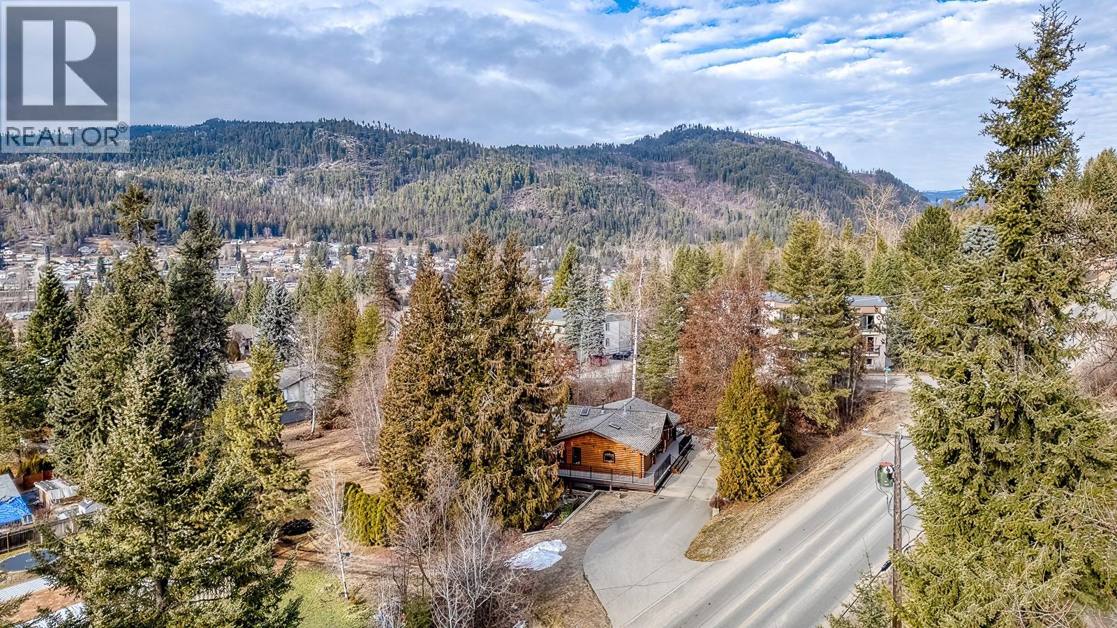 1851 Green Road, Fruitvale, British Columbia  V0G 1Y0 - Photo 61 - 10374914