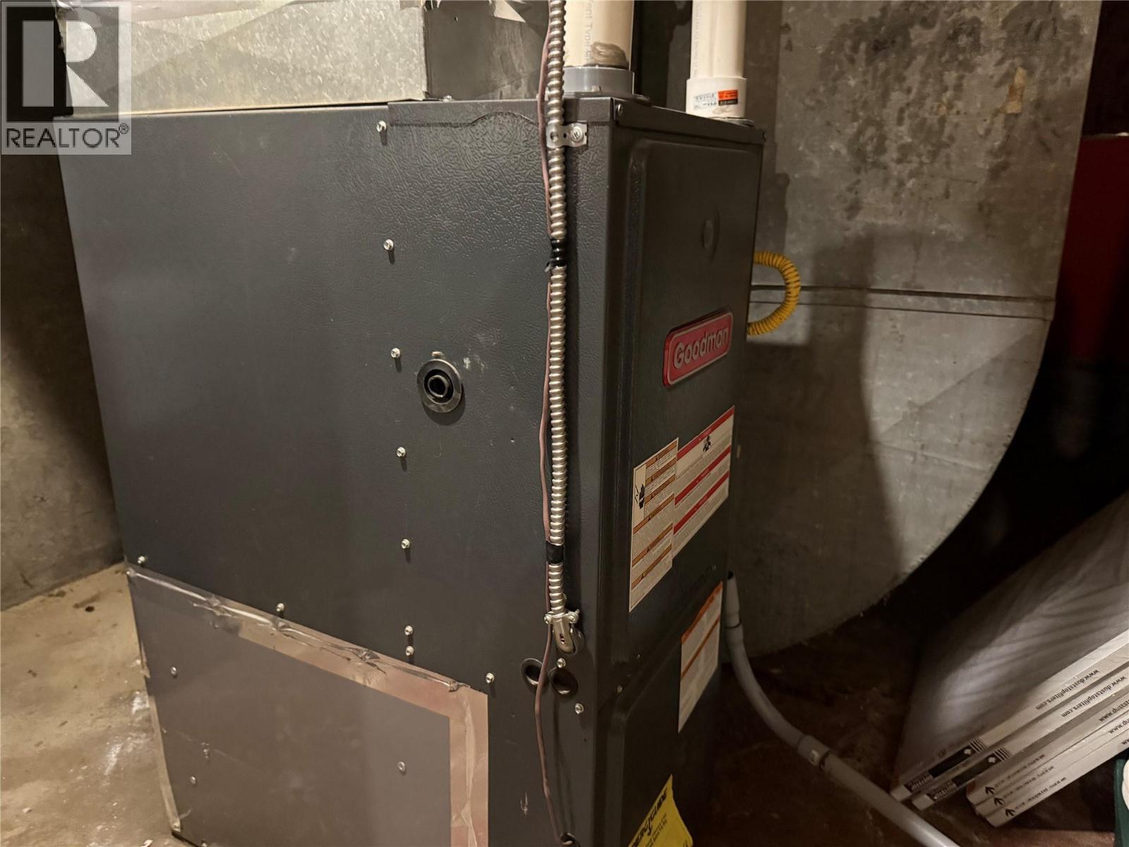 954 Glover Road, Trail, British Columbia  V1R 3J9 - Photo 37 - 10375645