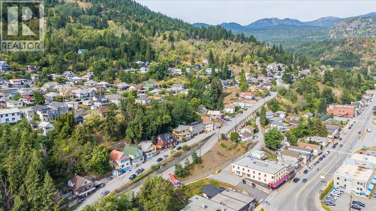 954 Glover Road, Trail, British Columbia  V1R 3J9 - Photo 40 - 10375645