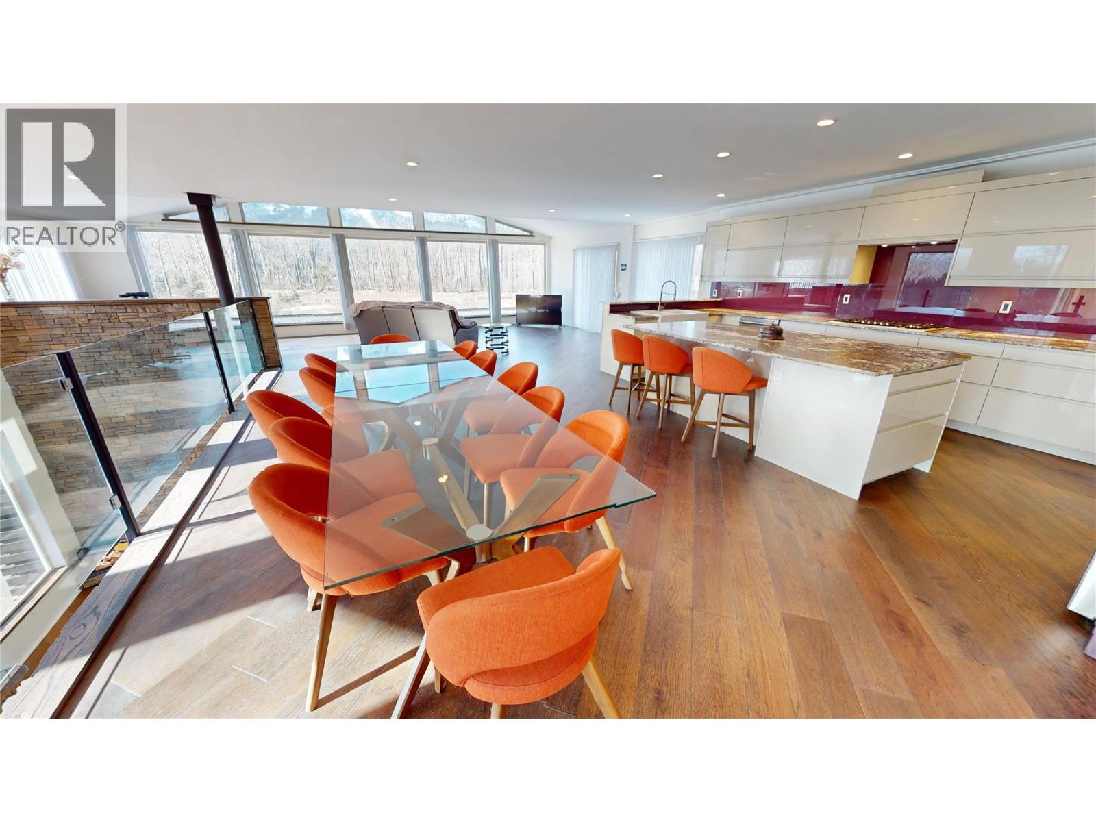 3982 Mcgiverin Road, Fernie, British Columbia  V0B 1M4 - Photo 17 - 10375535