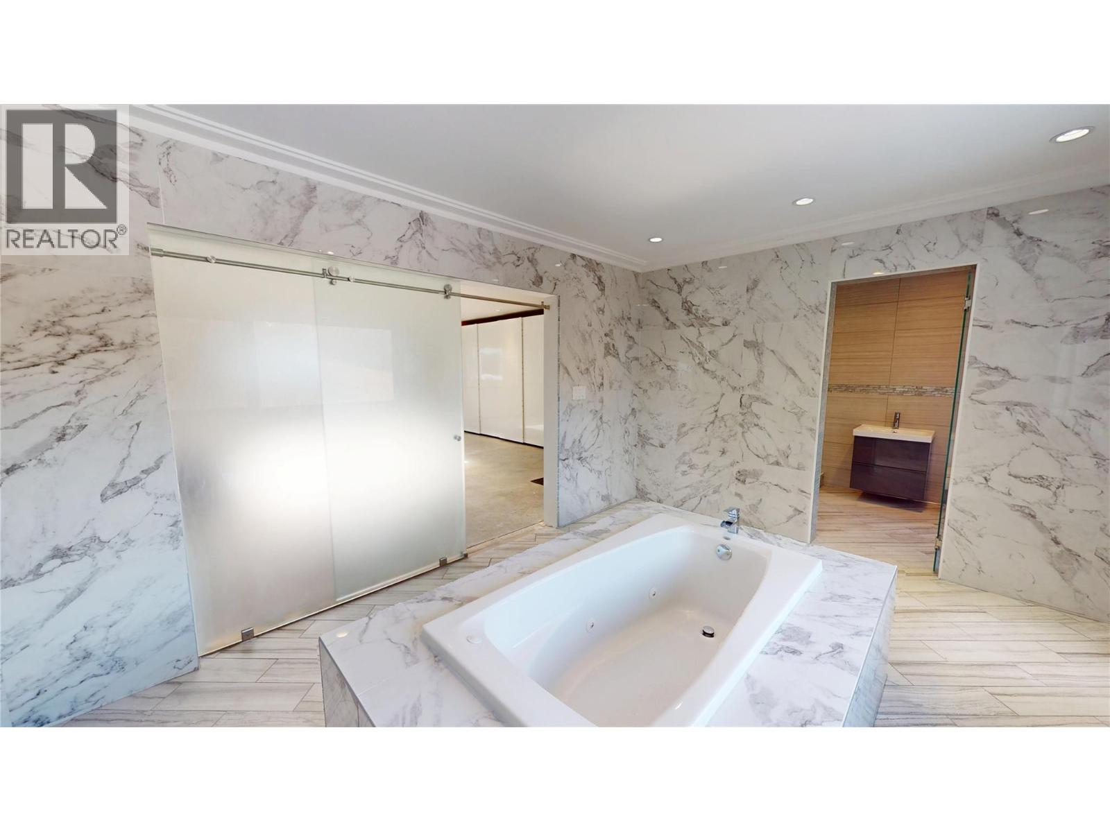 3982 Mcgiverin Road, Fernie, British Columbia  V0B 1M4 - Photo 30 - 10375535