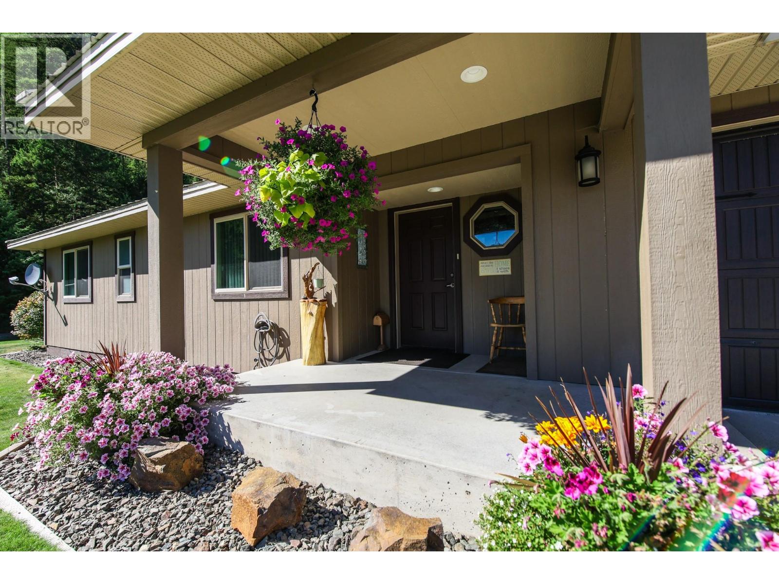 3437 Blythe-Rhone Road, Westbridge, British Columbia  V0H 1Y0 - Photo 34 - 10375276