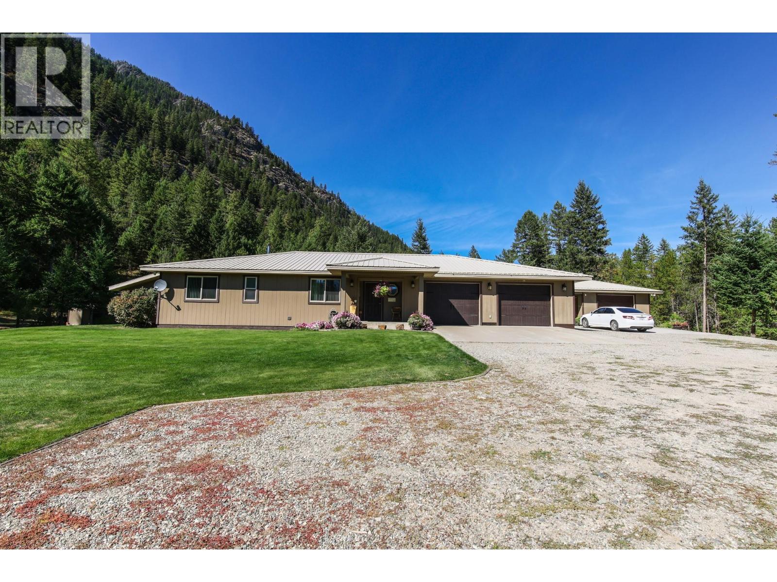 3437 Blythe-Rhone Road, Westbridge, British Columbia  V0H 1Y0 - Photo 8 - 10375276