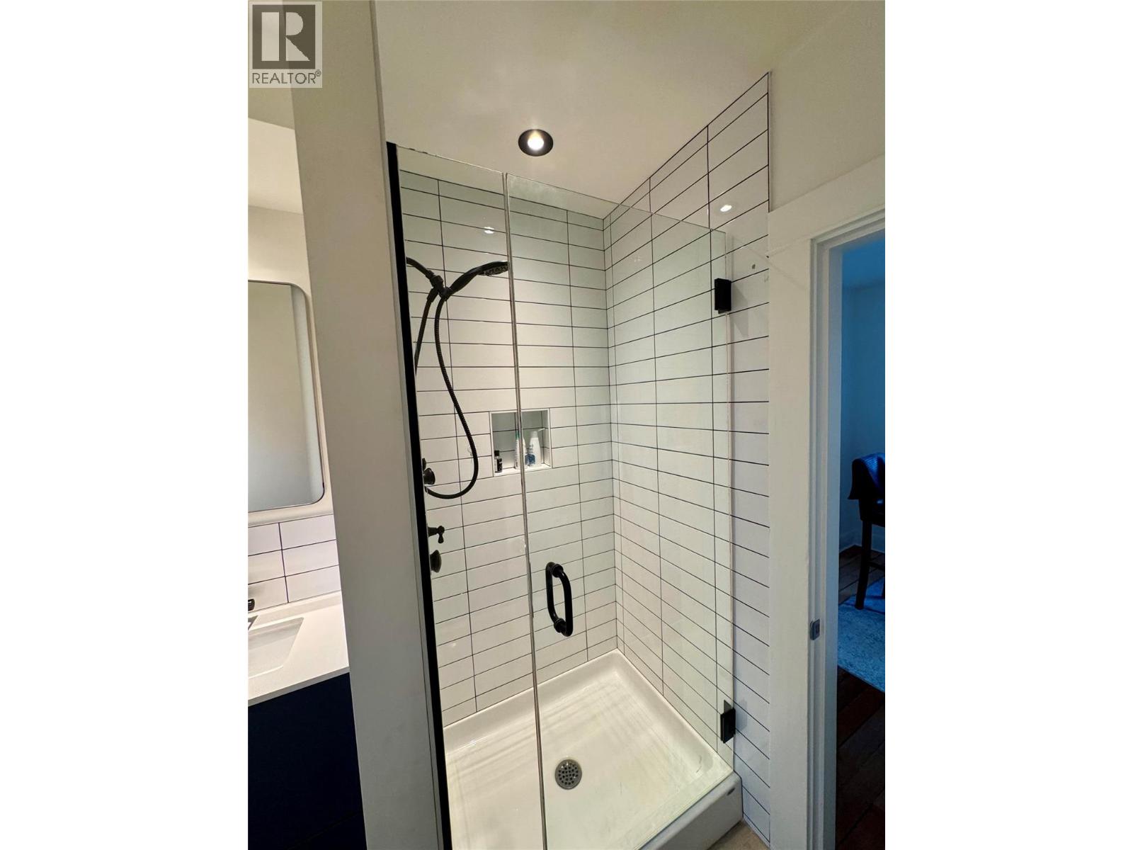 8, 10 & 16 View Street, Nelson, British Columbia  V1L 2V2 - Photo 23 - 10375397