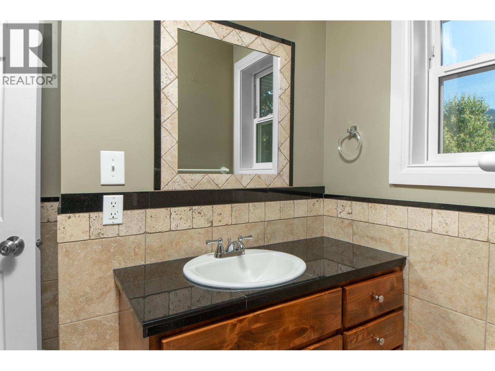 602 Lakeview Arrow Creek Road, Arrow Creek, British Columbia  V0B 1G8 - Photo 22 - 10375307