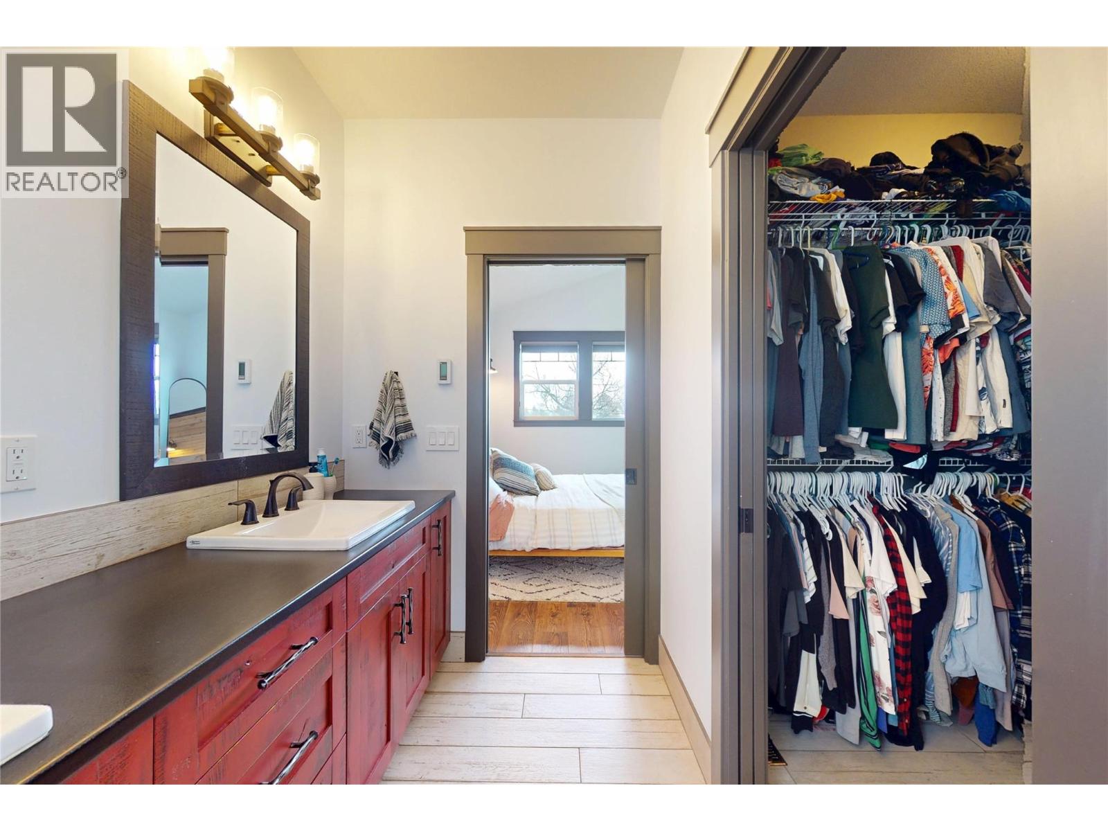 2058 Grandview Avenue, Lumby, British Columbia  V0E 2G0 - Photo 52 - 10373972