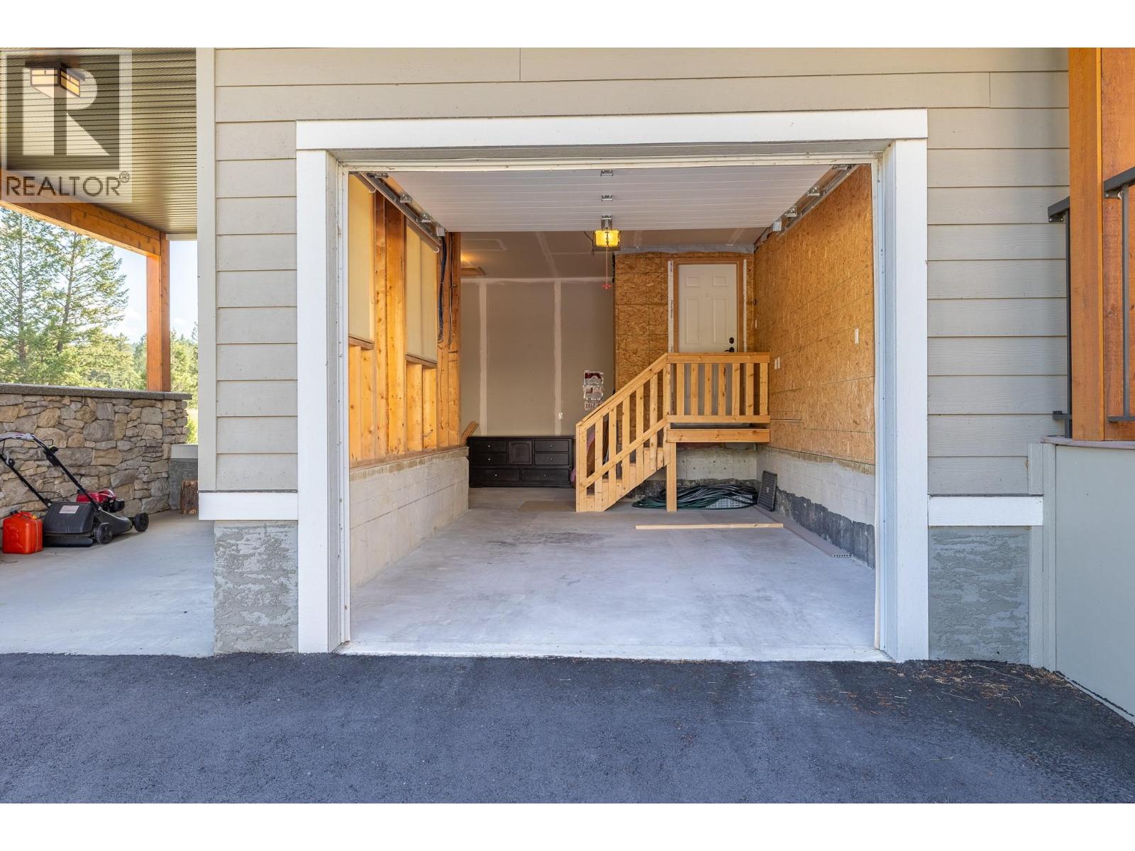 6800 Columbia Lake Road Unit# 30, Fairmont Hot Springs, British Columbia  V0B 1L2 - Photo 45 - 10375442