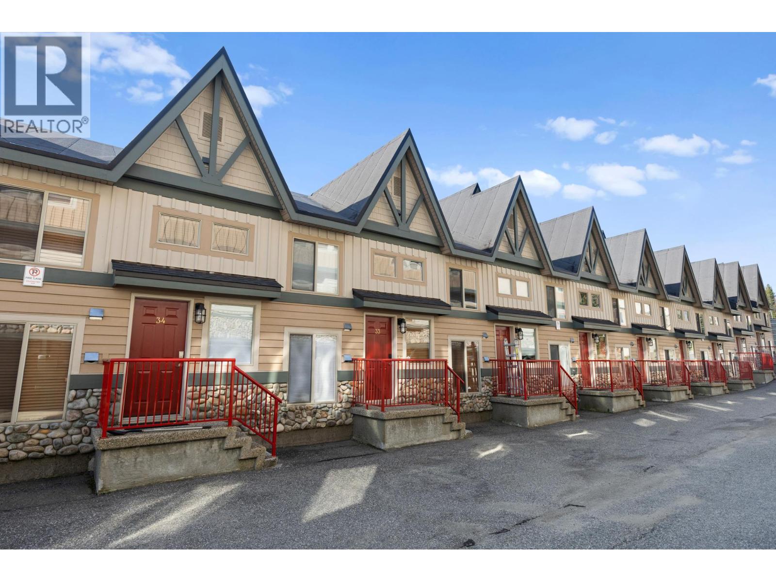 7640 Porcupine Road Unit# 33, Big White, British Columbia  V1P 1T4 - Photo 1 - 10375528