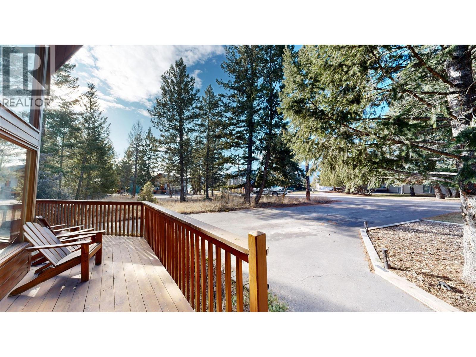 1086 Scenic Place, Windermere, British Columbia  V0B 2L1 - Photo 18 - 10375660