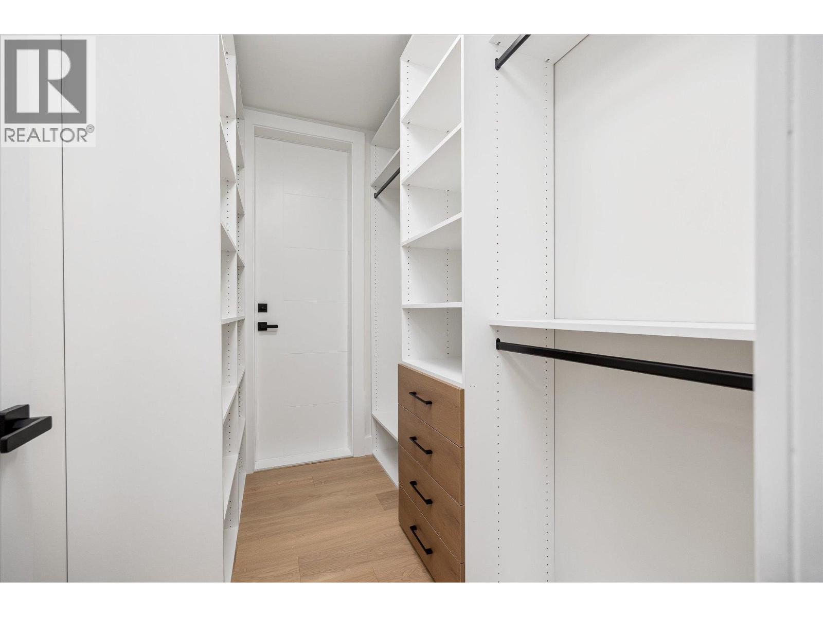 979 Loseth Drive, Kelowna, British Columbia  V1P 0A1 - Photo 37 - 10374204