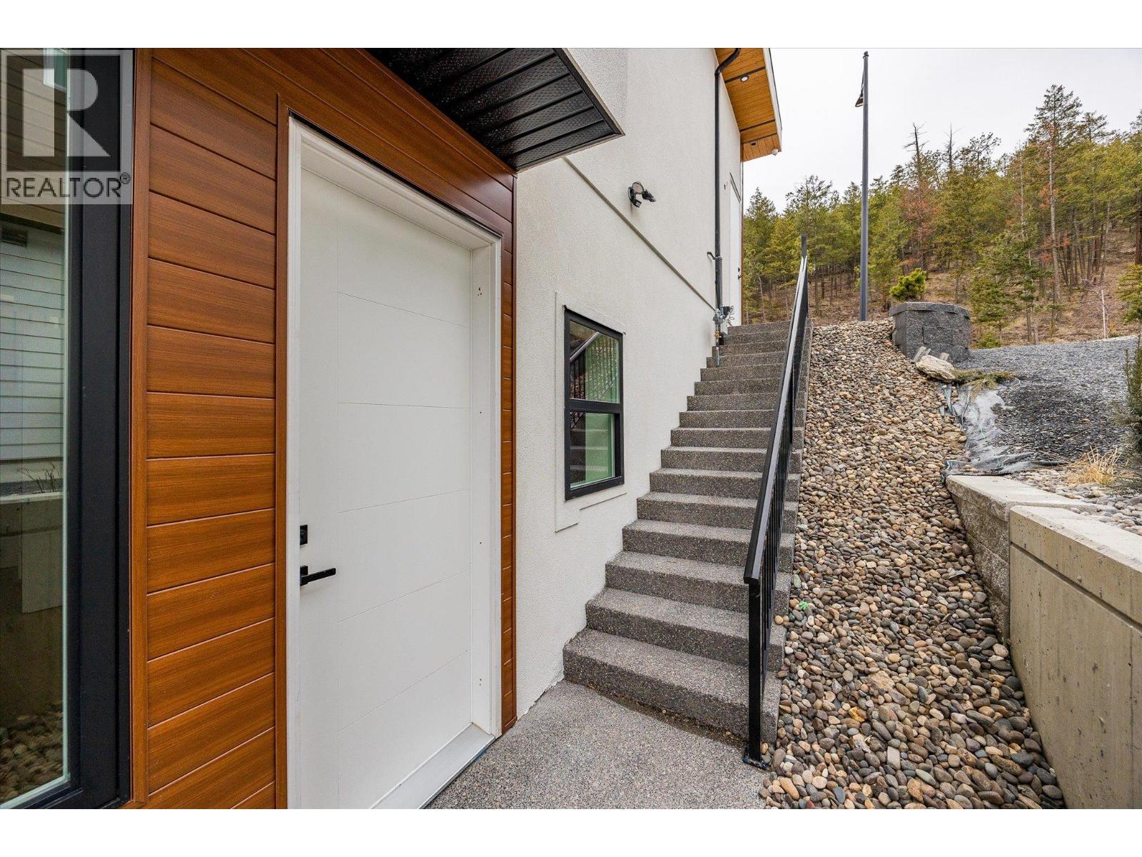 979 Loseth Drive, Kelowna, British Columbia  V1P 0A1 - Photo 54 - 10374204