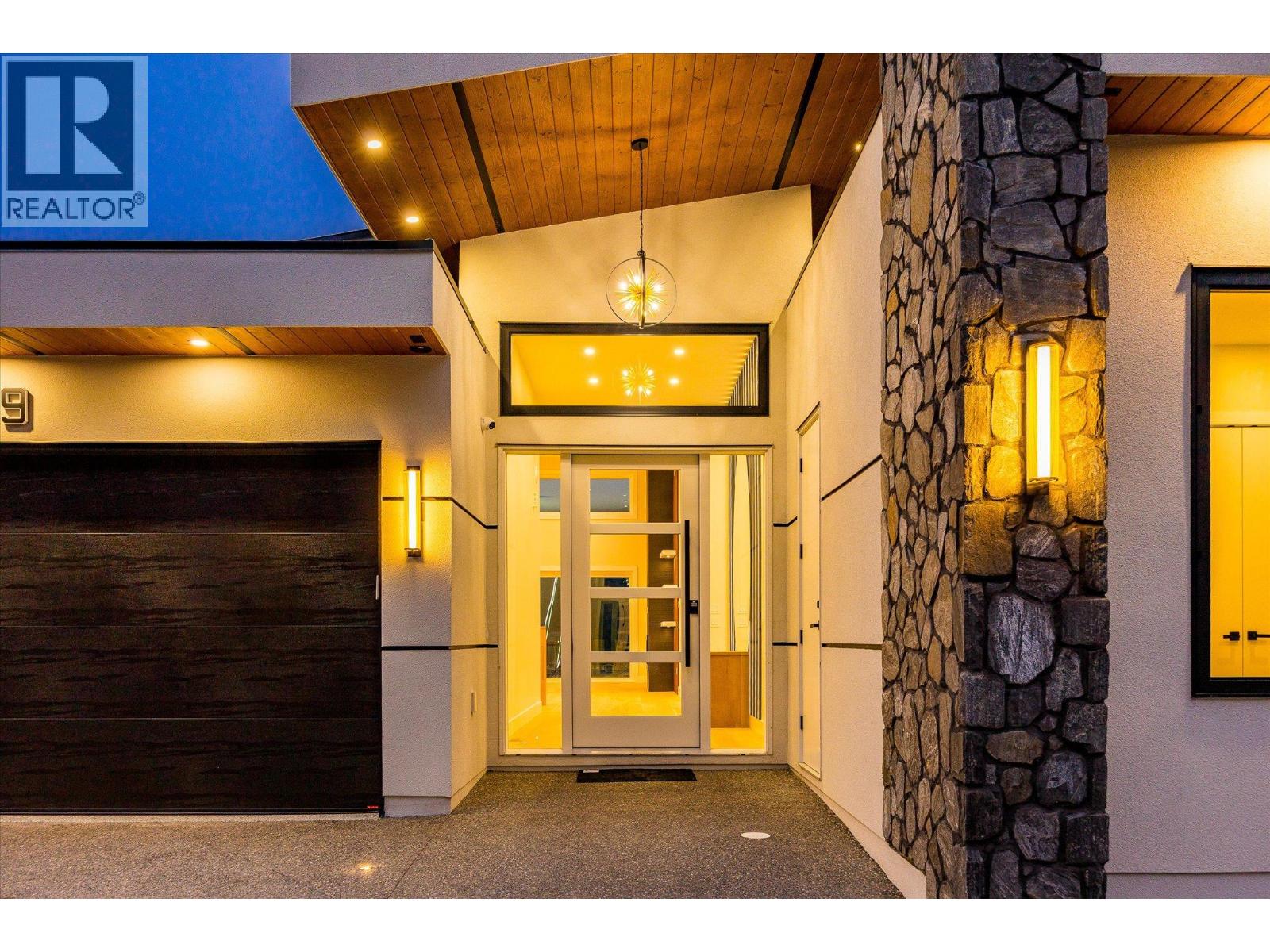 979 Loseth Drive, Kelowna, British Columbia  V1P 0A1 - Photo 58 - 10374204