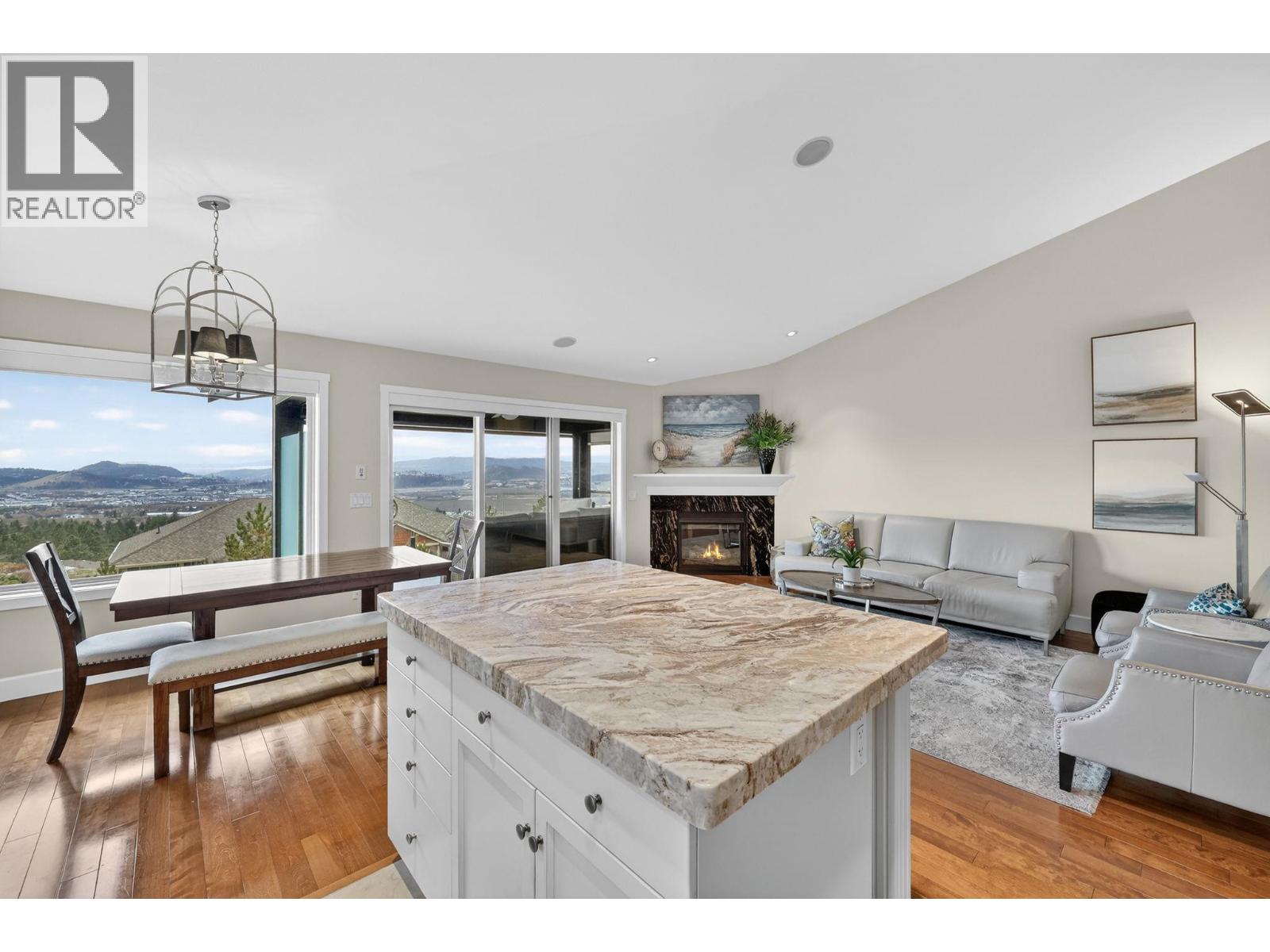 3656 Riviera Drive, Kelowna, British Columbia  V1X 8E4 - Photo 12 - 10372776