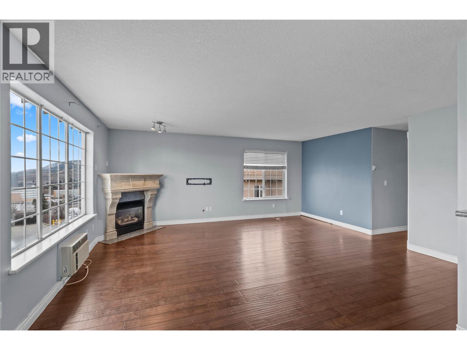 875 Sahali Terrace Unit# 310 Lot# 42, Kamloops, British Columbia  V2C 6W8 - Photo 5 - 10375658