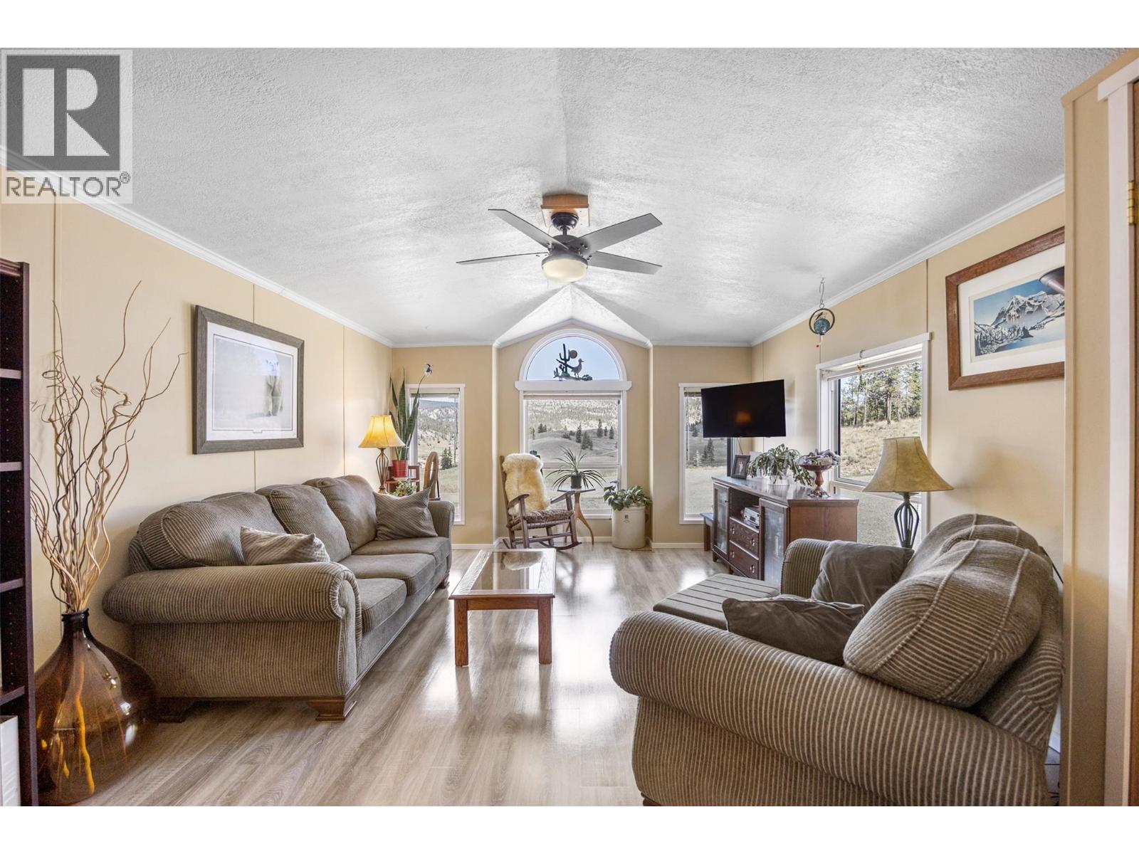 1832 Mound-Loon Lake Road, Clinton, British Columbia  V0K 1K0 - Photo 18 - 10375606