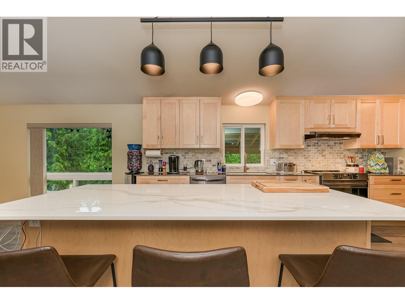 645 Capri Road, Enderby, British Columbia  V0E 1V3 - Photo 16 - 10375576