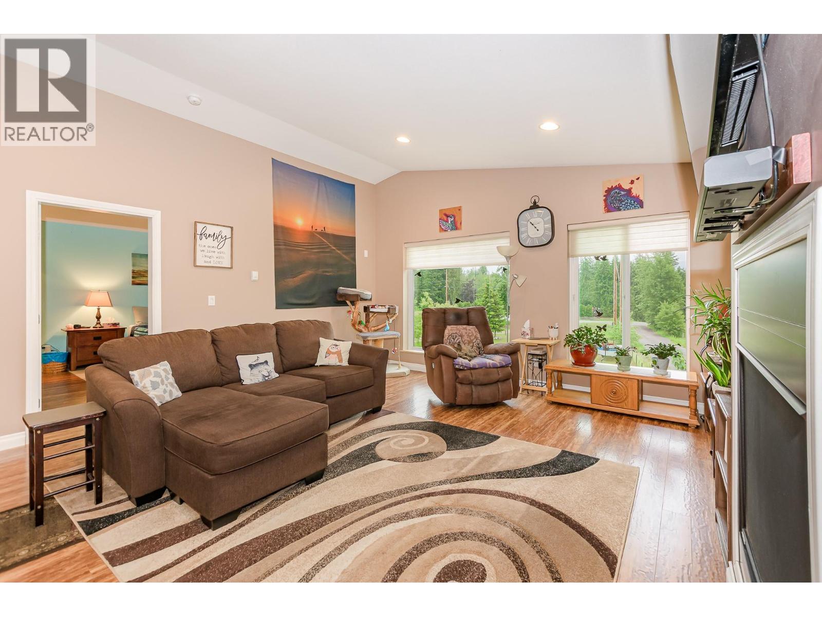 645 Capri Road, Enderby, British Columbia  V0E 1V3 - Photo 56 - 10375576