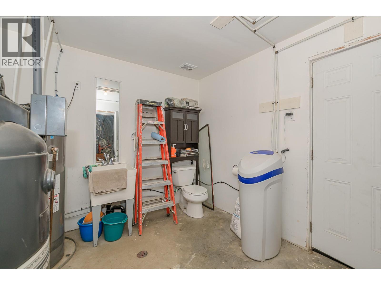 645 Capri Road, Enderby, British Columbia  V0E 1V3 - Photo 73 - 10375576