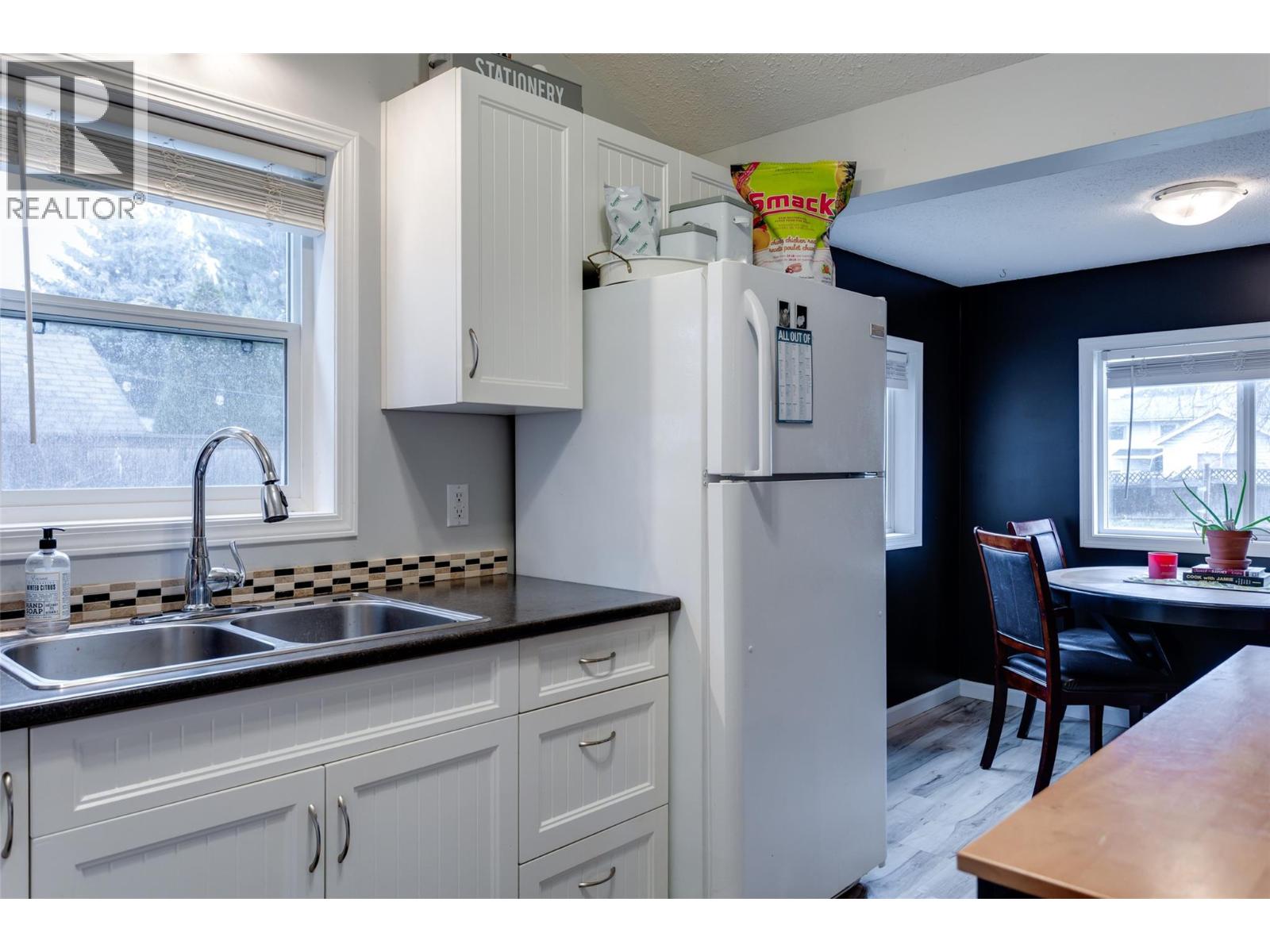 409 Baird Avenue, Enderby, British Columbia  V4Y 4A2 - Photo 9 - 10375423