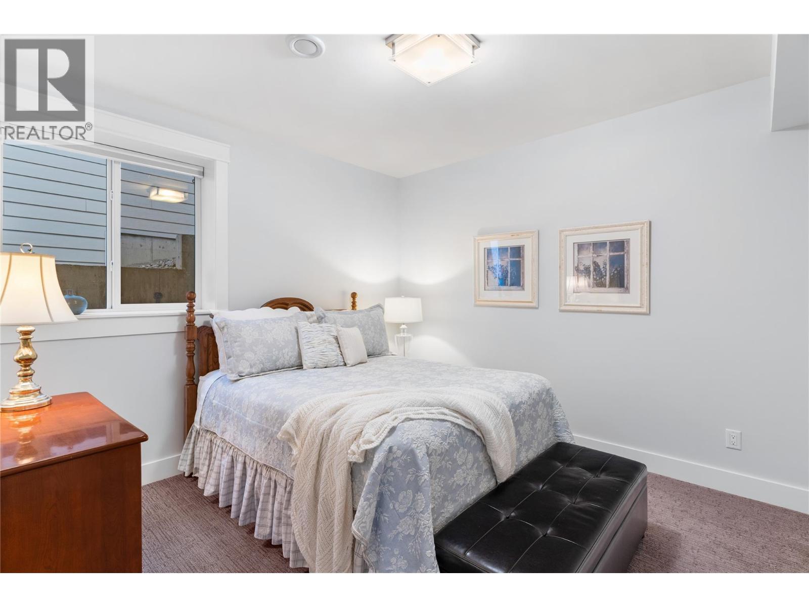 5484 Mountainside Lane, Kelowna, British Columbia  V1W 5H1 - Photo 37 - 10374676