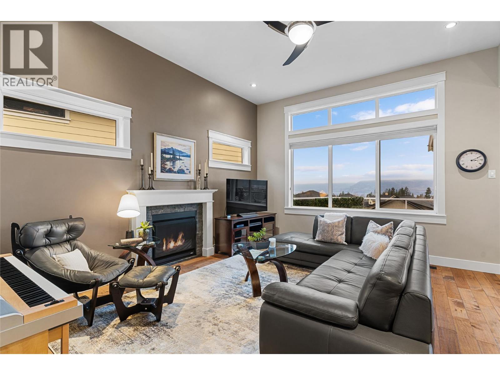 5484 Mountainside Lane, Kelowna, British Columbia  V1W 5H1 - Photo 9 - 10374676