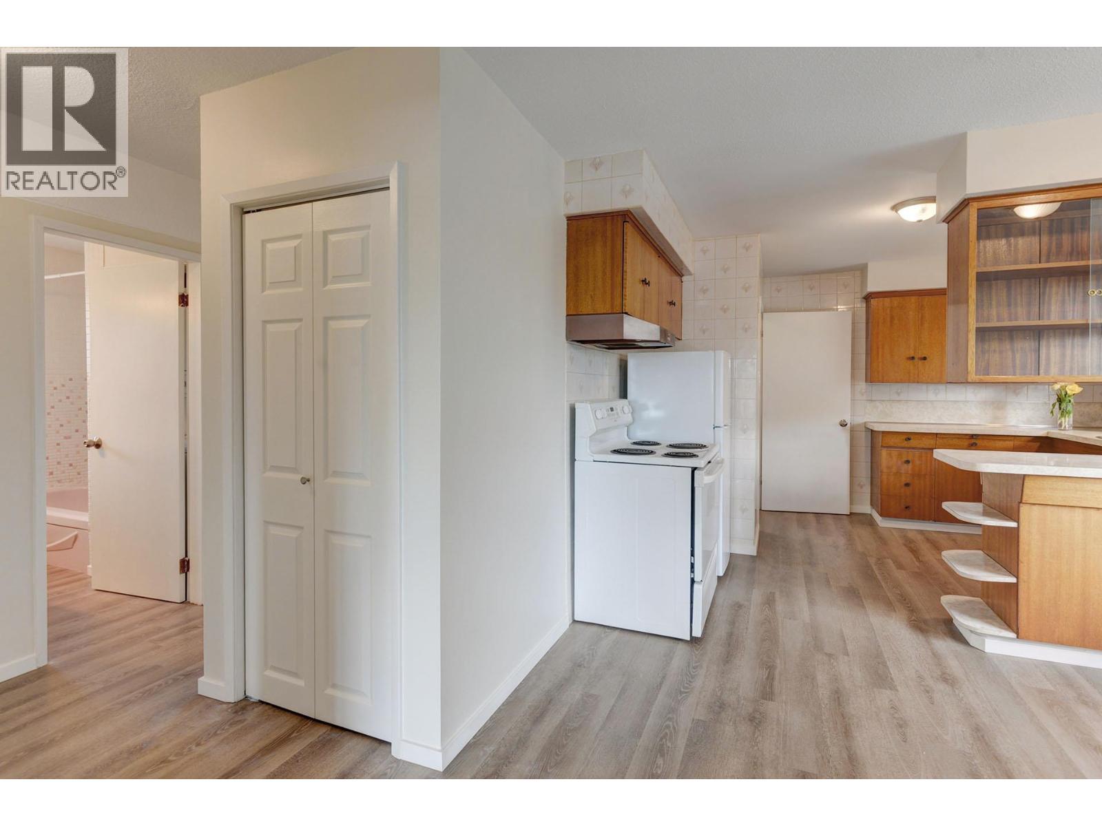 354 Willow Street, Kamloops, British Columbia  V2B 4C9 - Photo 14 - 10374390