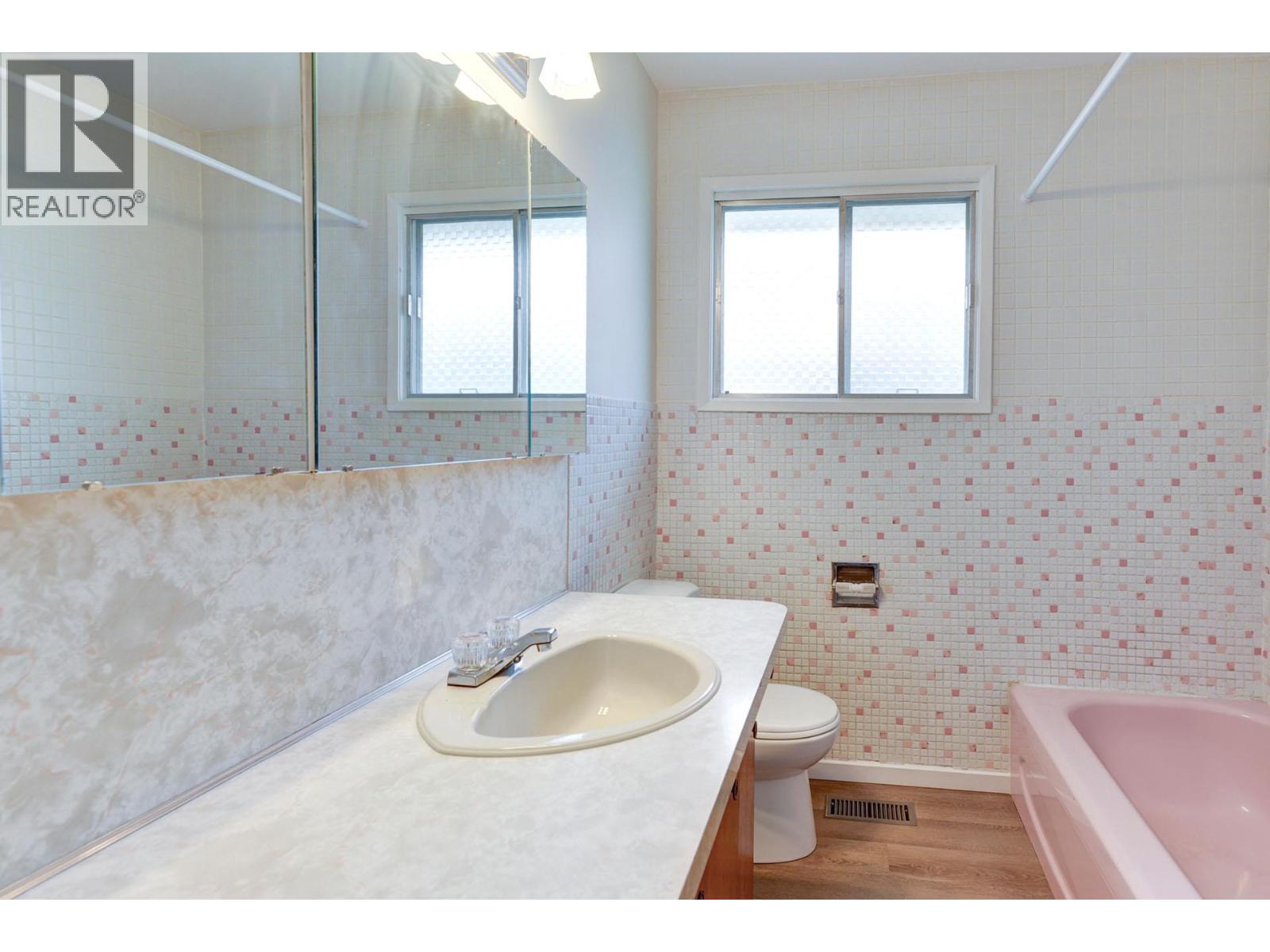 354 Willow Street, Kamloops, British Columbia  V2B 4C9 - Photo 18 - 10374390