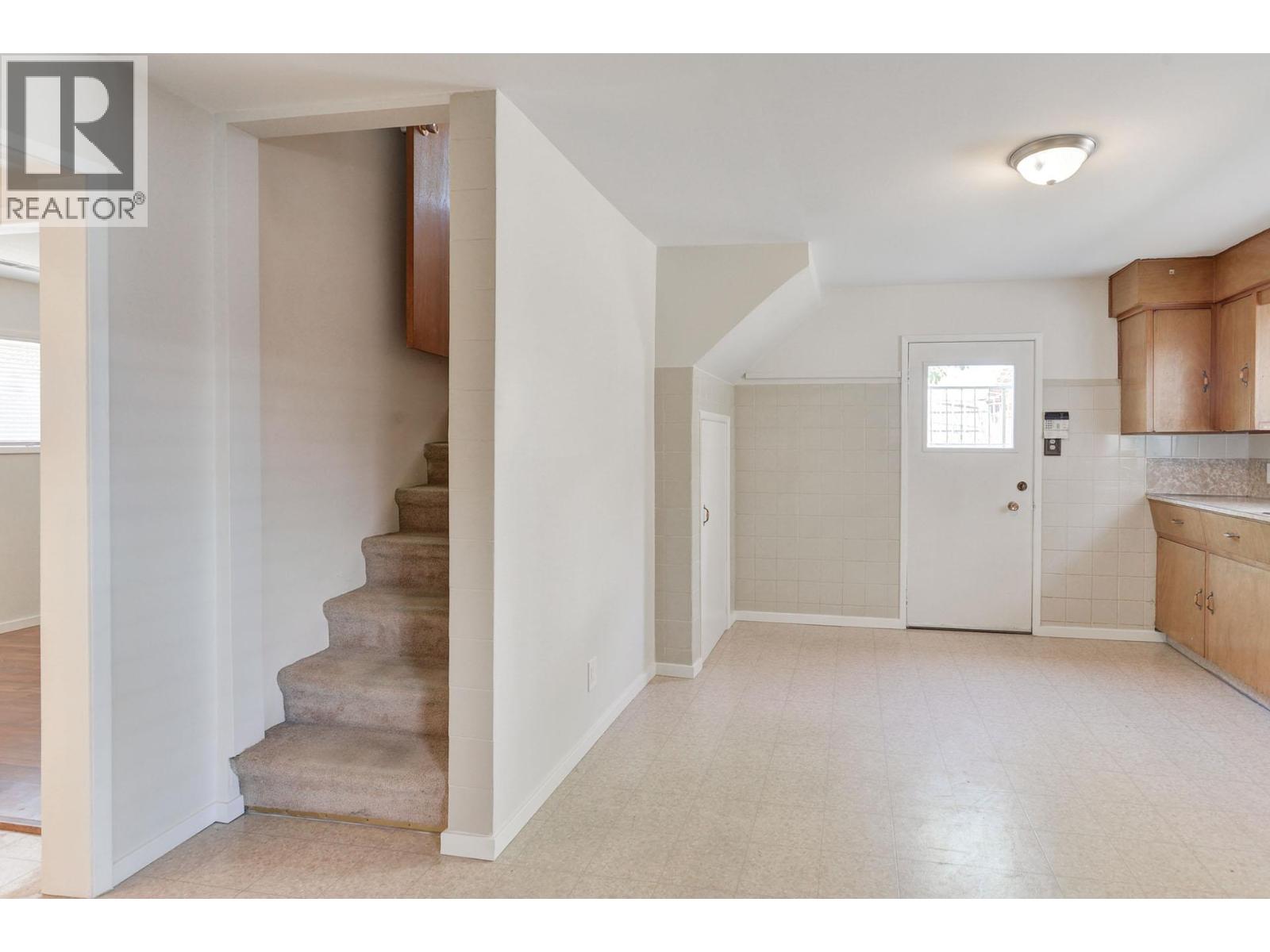 354 Willow Street, Kamloops, British Columbia  V2B 4C9 - Photo 23 - 10374390