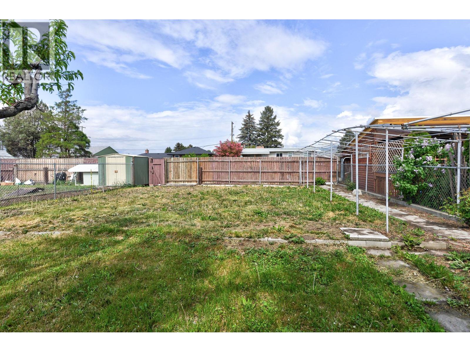 354 Willow Street, Kamloops, British Columbia  V2B 4C9 - Photo 43 - 10374390