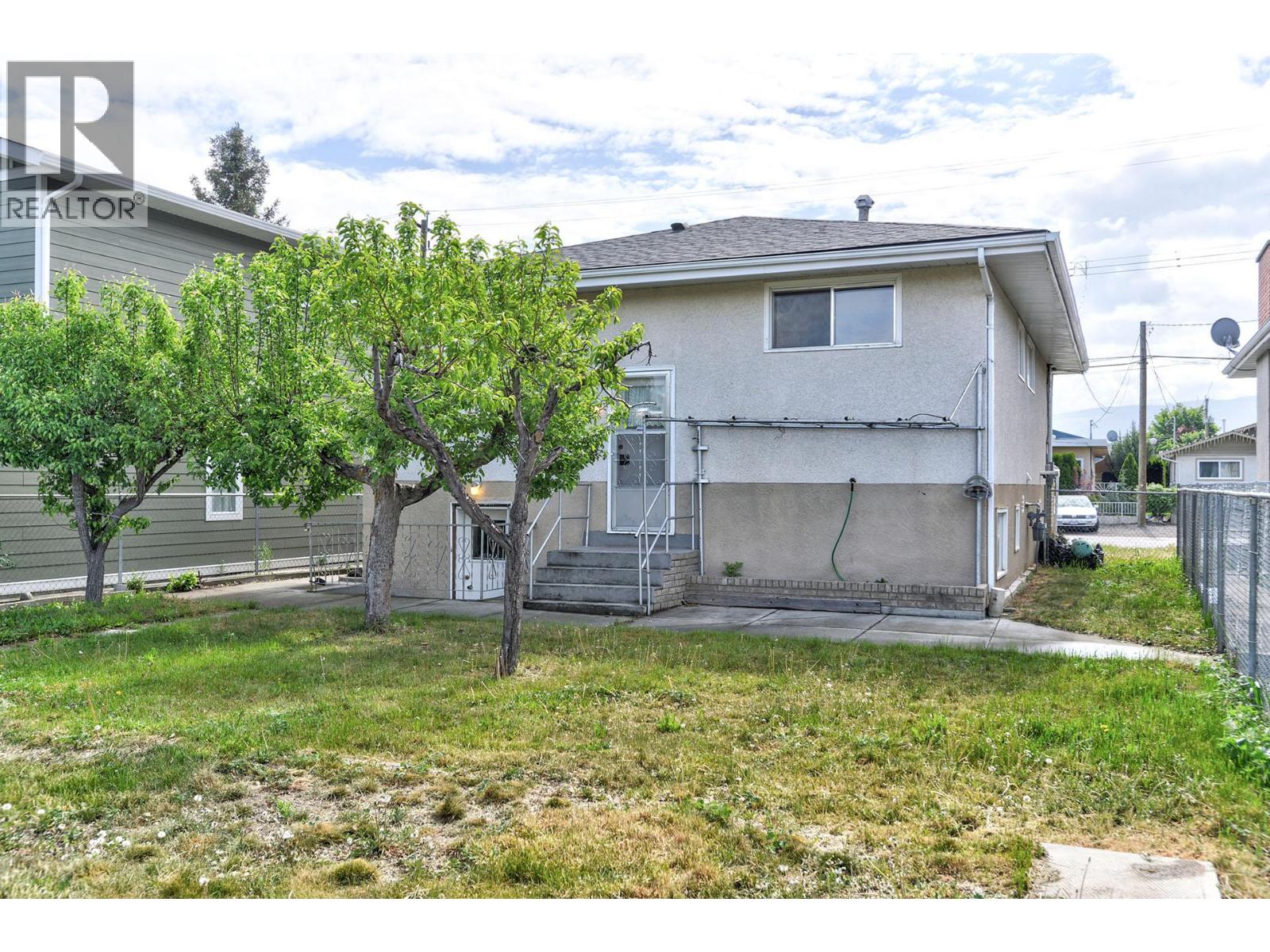 354 Willow Street, Kamloops, British Columbia  V2B 4C9 - Photo 6 - 10374390