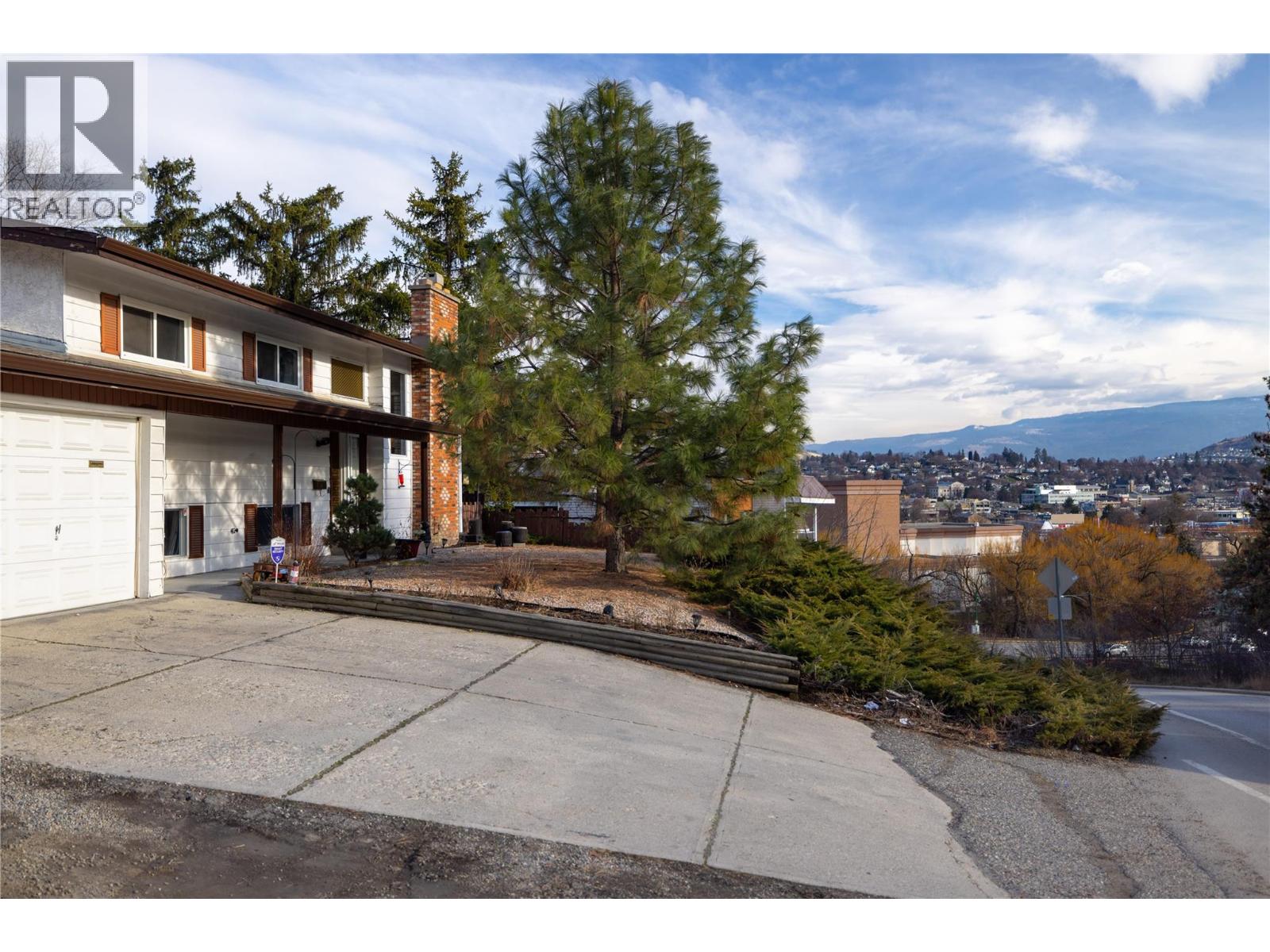 3409 39 Avenue, Vernon, British Columbia  V1T 3E3 - Photo 6 - 10374159