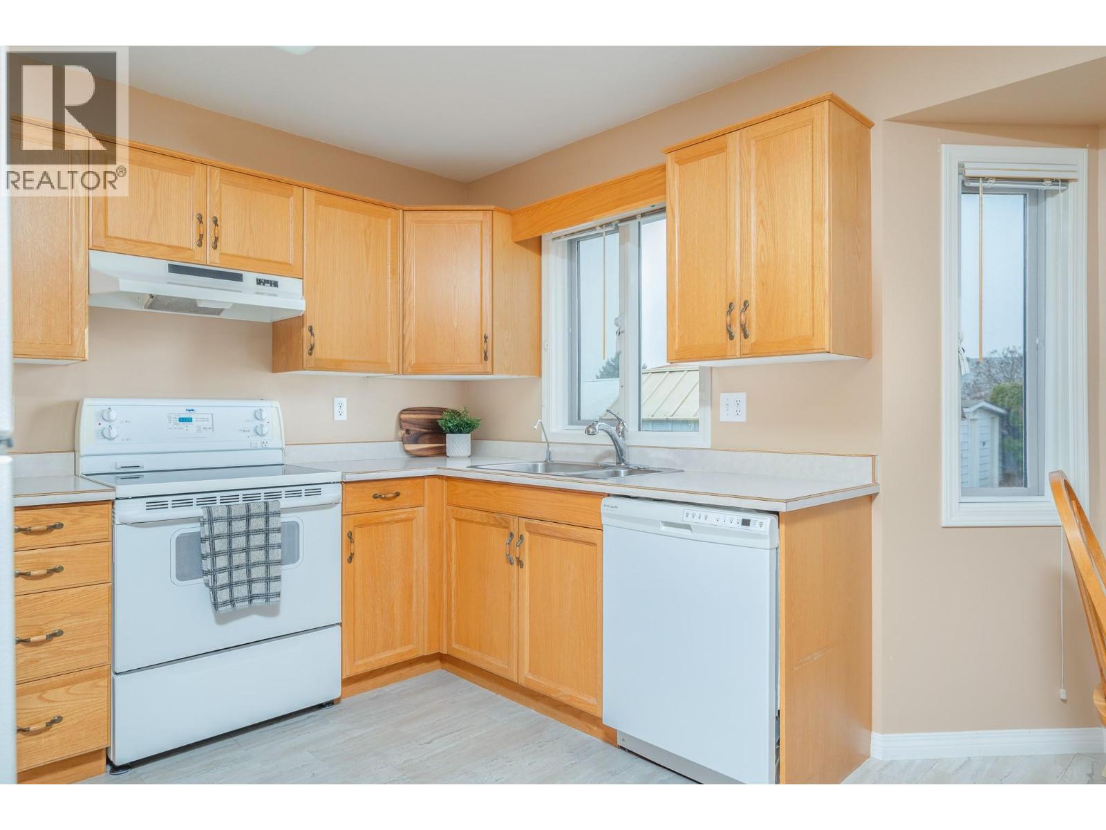 414 4 Street, Vernon, British Columbia  V1H 1Z1 - Photo 10 - 10375488