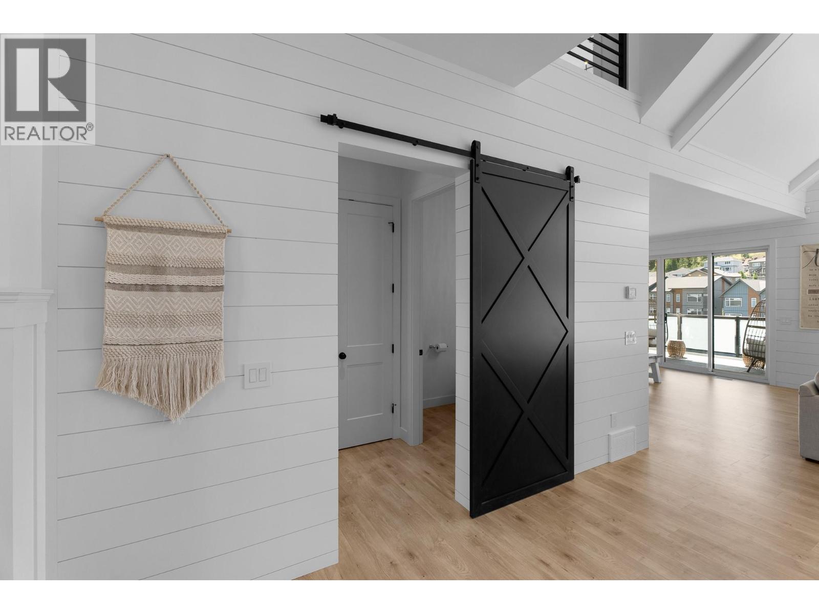 1345 Myra Place, Kamloops, British Columbia  V2E 0C3 - Photo 21 - 10375387