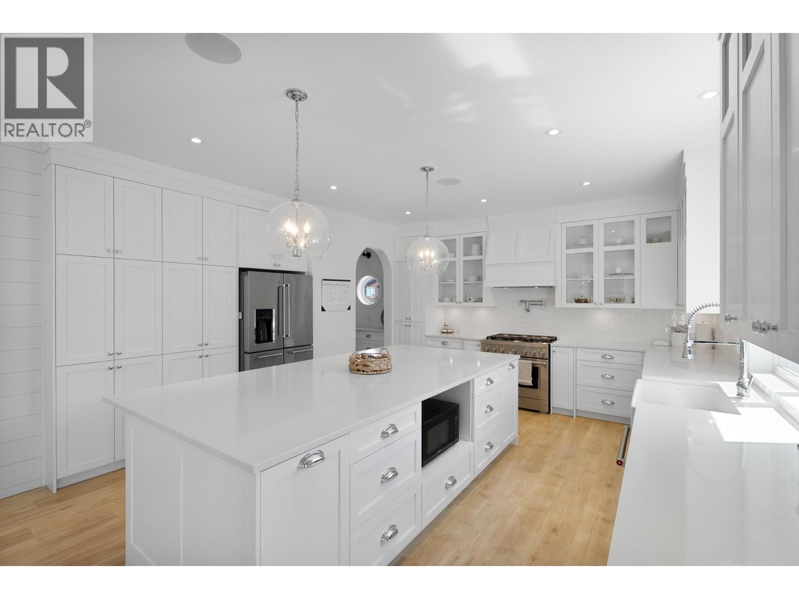 1345 Myra Place, Kamloops, British Columbia  V2E 0C3 - Photo 35 - 10375387