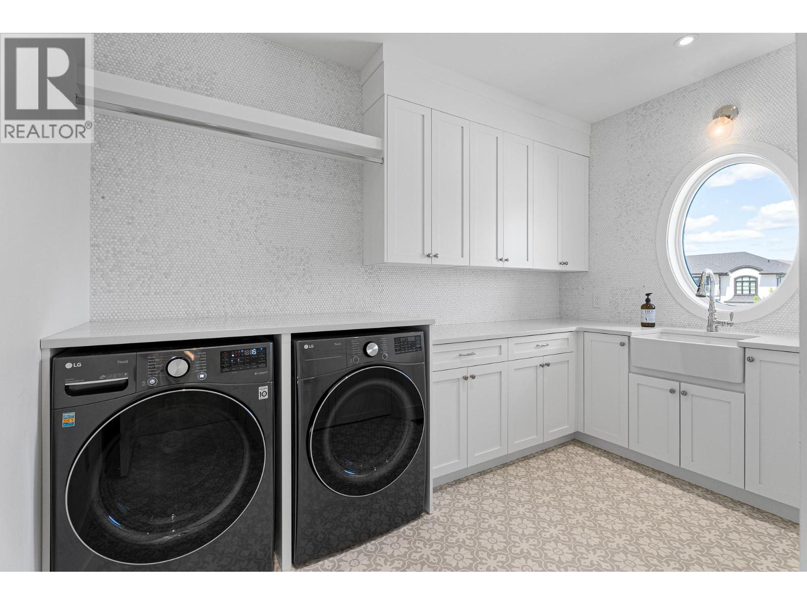 1345 Myra Place, Kamloops, British Columbia  V2E 0C3 - Photo 48 - 10375387