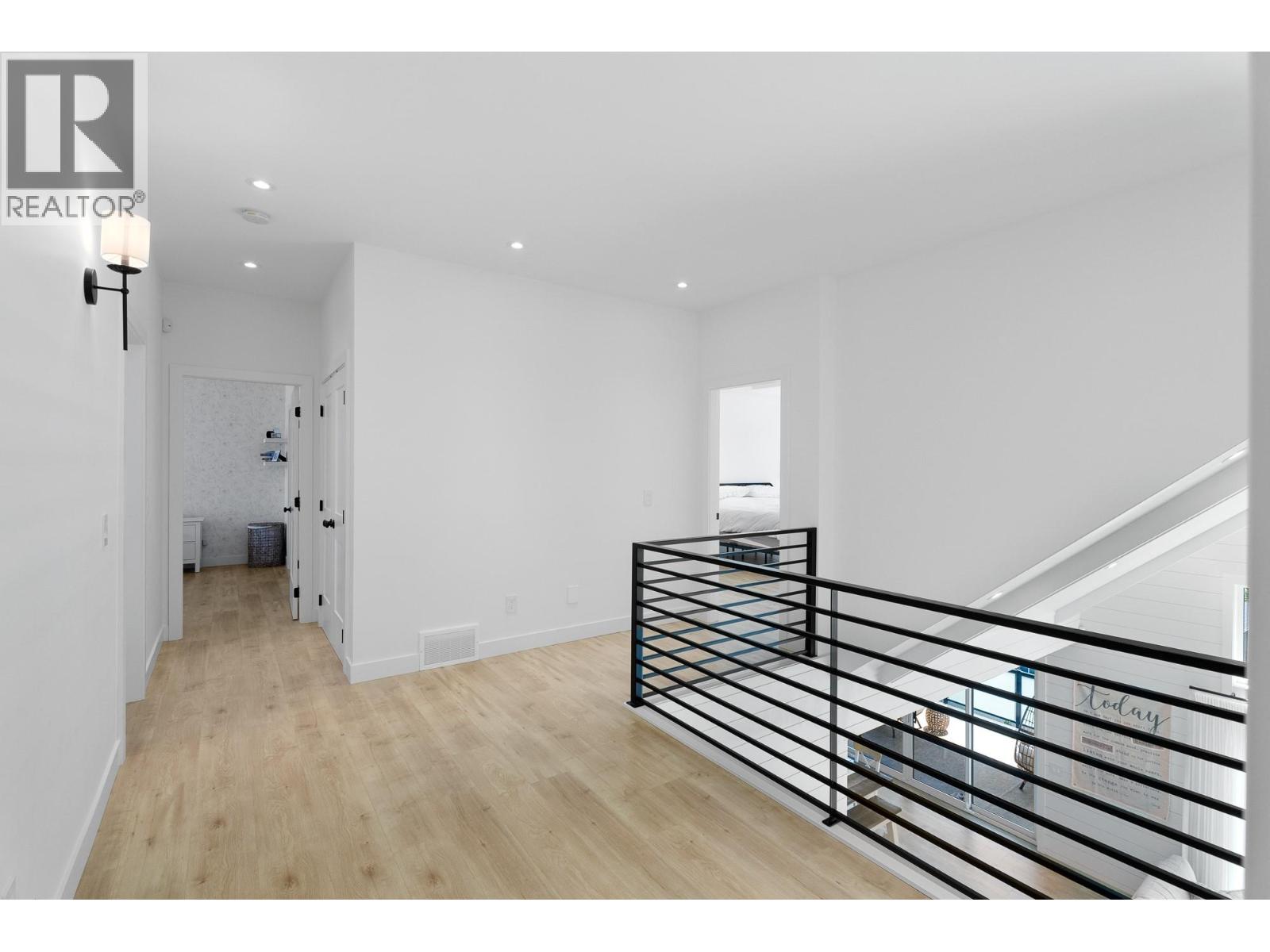 1345 Myra Place, Kamloops, British Columbia  V2E 0C3 - Photo 54 - 10375387