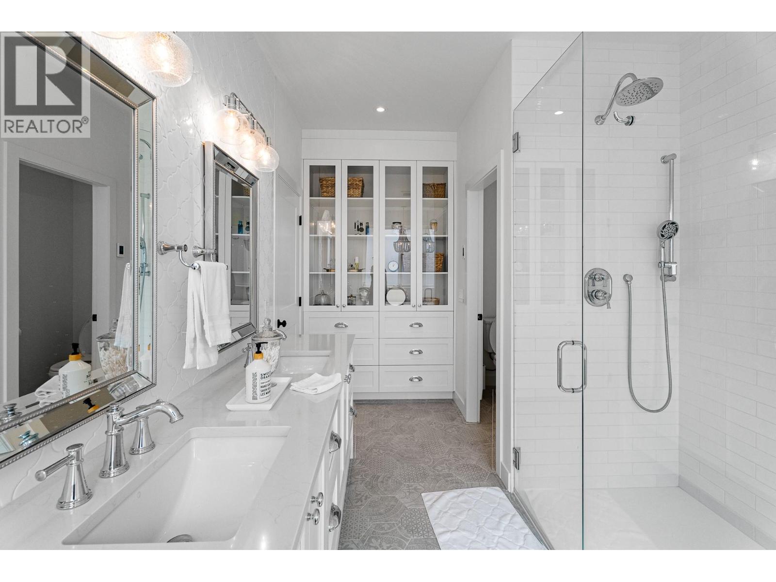 1345 Myra Place, Kamloops, British Columbia  V2E 0C3 - Photo 65 - 10375387